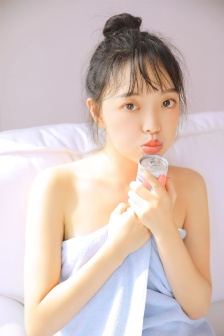家里没人叫大声点我想听
